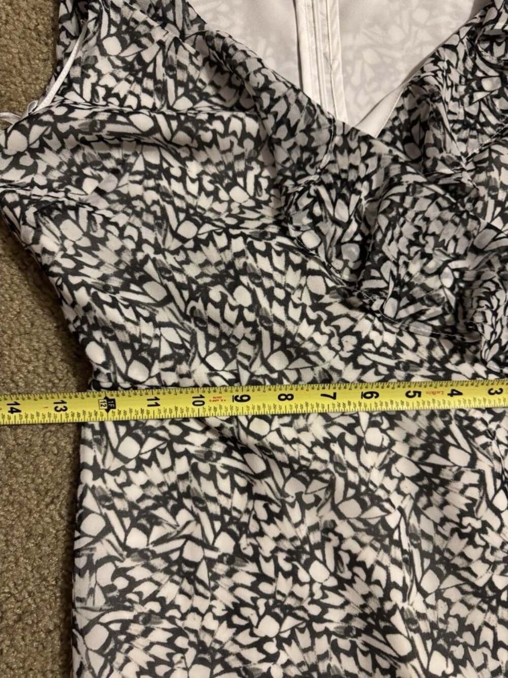 WHBM Women Black White Floral Faux Wrap Dress Ruffles SMALL Dainty Romantic READ - Picture 7 of 13
